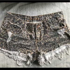 Billabong leopard print shorts